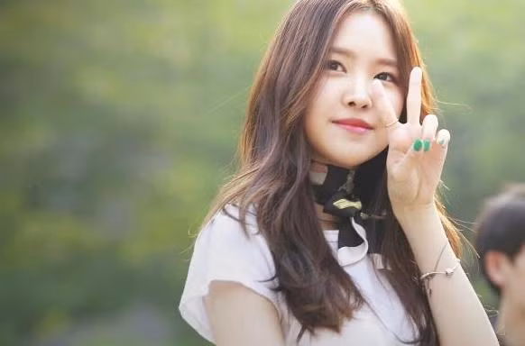 Naeun (Apink) chính thức rời Play M, gia nhập 'hội chị em' với Black Pink