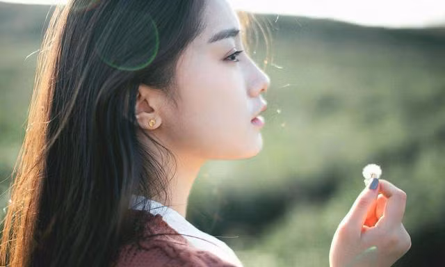 Bốn con giáp sẽ tăng trưởng tiền tài, tình duyên ngọt ngào, vạn sự như ý trong tháng Tư