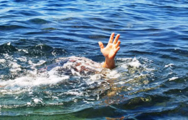 Rủ nhau ra đập tắm giải nhiệt, hai học sinh đuối nước