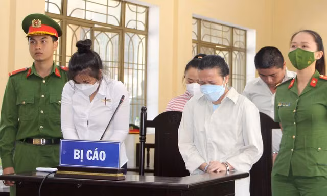 'Nữ quái' lừa góp vốn kinh doanh hải sản chiếm đoạt hơn 400 tỷ lĩnh án chung thân