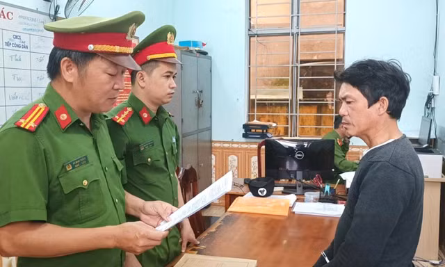 Bắt người đàn ông hiếp dâm, cướp tài sản của người yêu cũ 