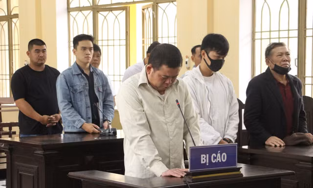 Tài xế xe khách gây tai nạn thương tâm ở Quảng Nam lĩnh 8 năm tù