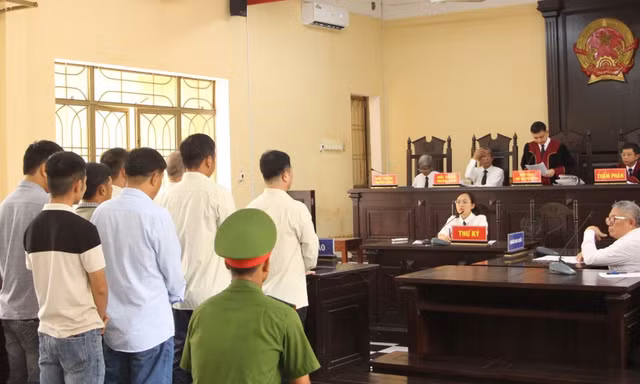 Hai lãnh đạo doanh nghiệp lãnh 17 năm tù vì mua bán 43 tấn thuốc nổ