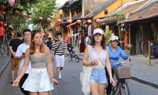 Hội An áp quy định mới với khách tham quan từ ngày 15/5