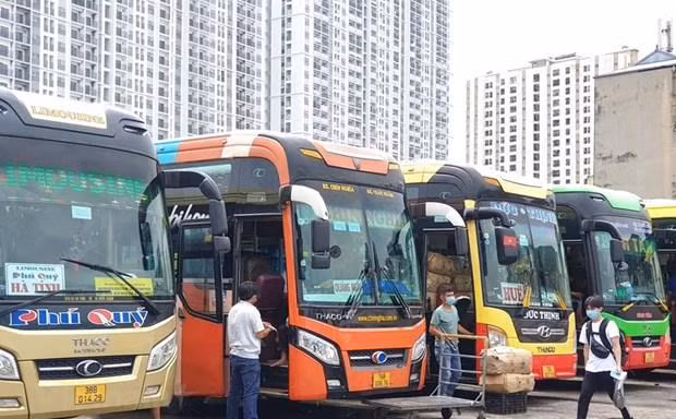 Đã có nhiều địa phương đồng ý thí điểm mở lại vận tải xe khách liên tỉnh. (Ảnh: CTV/Vietnam+)