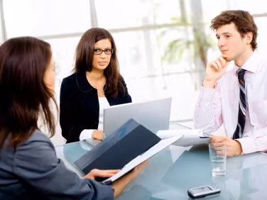 Ứng tuyển thành công khi... ‘vượt chuẩn’ tuyển dụng