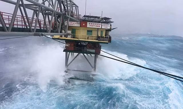 Theo các chuyên gia, bão Tembin là cơn bão dị thường, hiếm thấy trong lịch sử