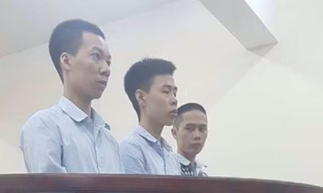 Kéo bạn vào tù vì đòi nợ người yêu cũ