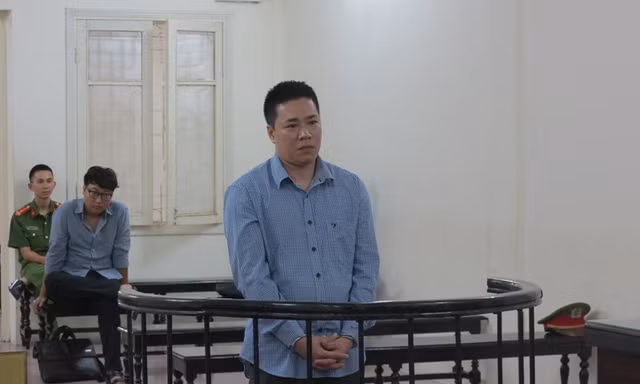 Trần Anh Tuấn tại tòa.