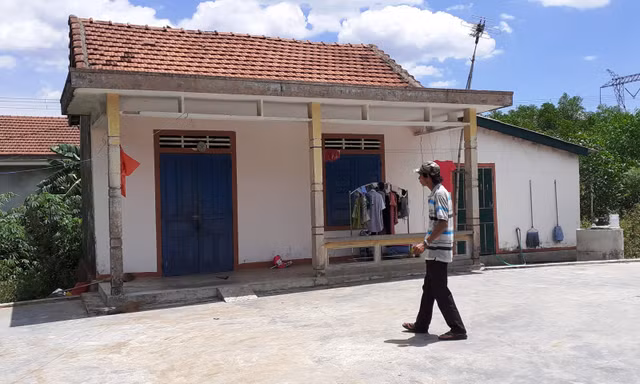 Một cơ sở trường mầm non tại Phong Xuân do ông Trần Văn Cân "bán chui" cho dân hiện chưa thể thu hồi