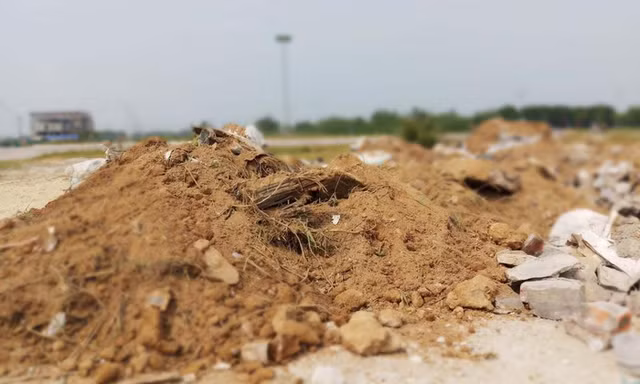 Hành vi đổ chất thải rắn ra nơi công cộng ở Huế sẽ bị phạt tiền rất nặng