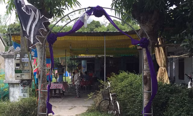 Gia đình lo hậu sự cho anh Trần Hữu T.