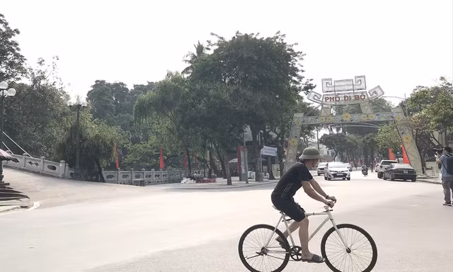 Một góc phố đi bộ Thành cổ Sơn Tây
