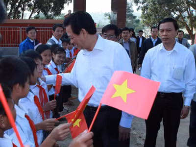 Thủ tướng đánh giá cao mô hình Làng thanh niên Mô Rai