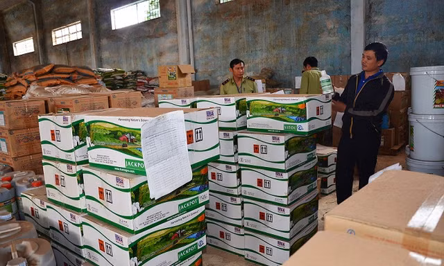 Thủ tướng yêu cầu xử lý dứt điểm vụ phân bón Thuận Phong và báo cáo Thủ tướng trong tháng 5/2018