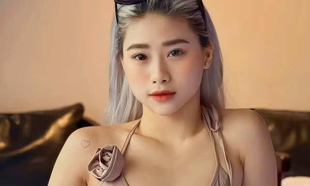 Phạm Như Phương cúi đầu xin lỗi vì phông bạt: 'Tôi hổ thẹn, đây là vết nhơ'
