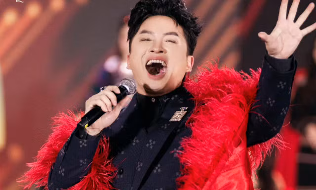 Tùng Dương 'làm mưa làm gió'