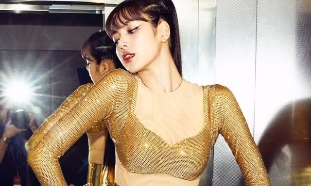 Lisa (BlackPink) tiếp tục bị khán giả Trung Quốc chỉ trích