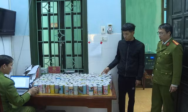 Bắt đối tượng chế tạo trái phép pháo nổ ở Phú Thọ