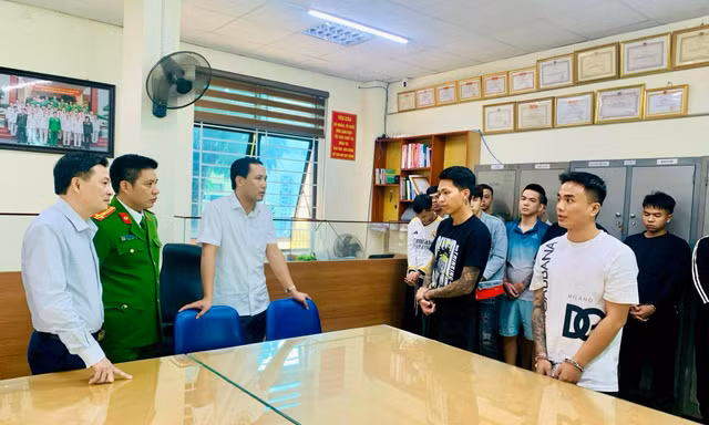 Triệt phá đường dây cho 10.000 lượt người vay lãi nặng