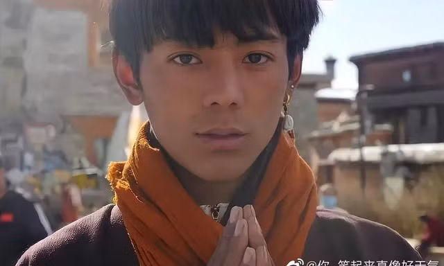 Hotboy người Tây Tạng tiết lộ bí mật nhỏ, phủ nhận tin đồn tham gia “Sáng Tạo Doanh 4”