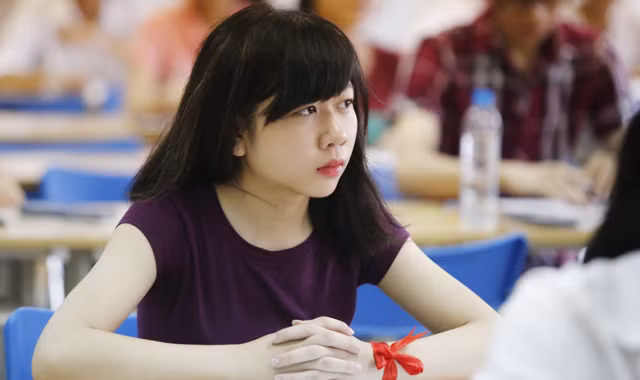 Thí sinh dự thi đại học đợt hai tại Hà Nội. Ảnh: Như Ý