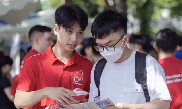 Học viện Công nghệ Bưu chính Viễn thông xét học bạ kết hợp IELTS từ 5.5