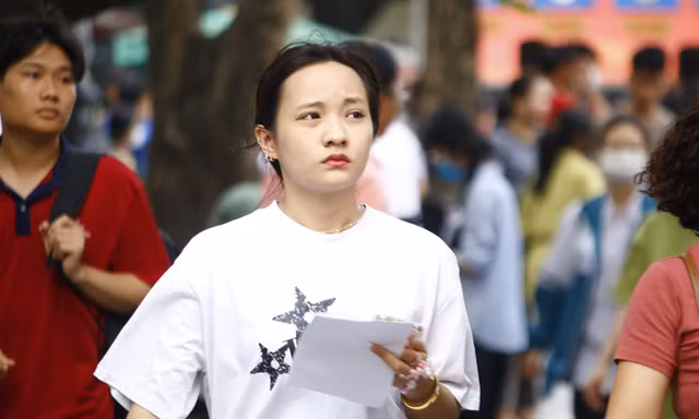 Hội nghị công bố phổ điểm thi tốt nghiệp THPT 2025: Môn tiếng Anh 'đẹp nhất'