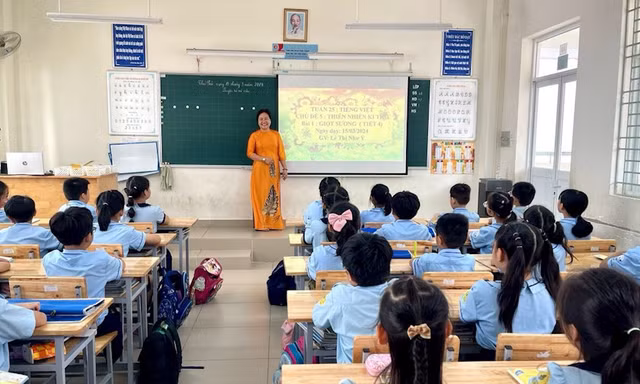 Điểm nhấn giáo dục: Lương giáo viên TPHCM cao nhất nước, có người nhận hơn 400 triệu đồng/năm