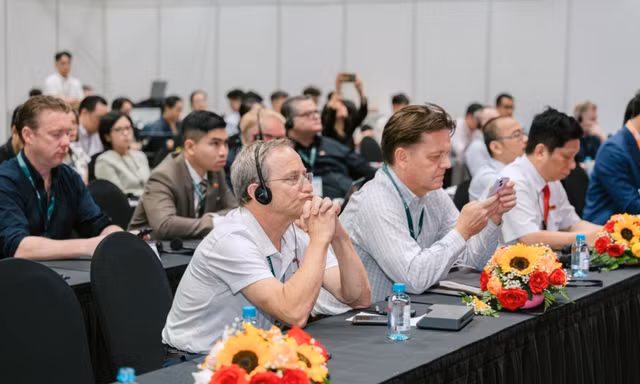 LocaAi gây ấn tượng mạnh tại Smart City Asia 2025 với giải pháp ứng dụng AI phiên dịch hội thảo quốc tế