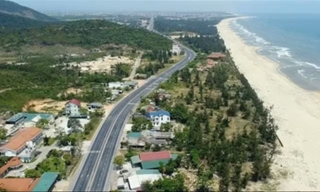  Vụ mời thầu bất thường ở dự án đường ven biển Quảng Bình: Sự im lặng khó hiểu 