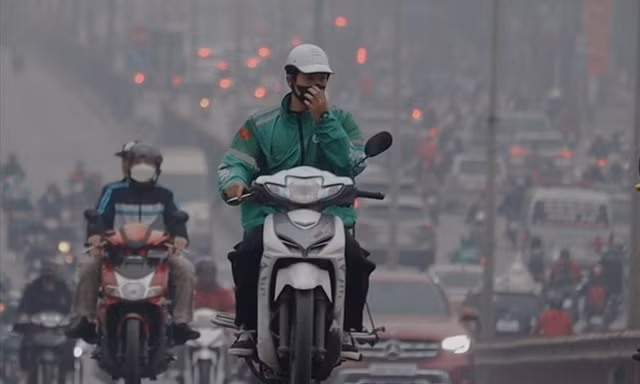 Cần chuyển sang giao thông xanh 