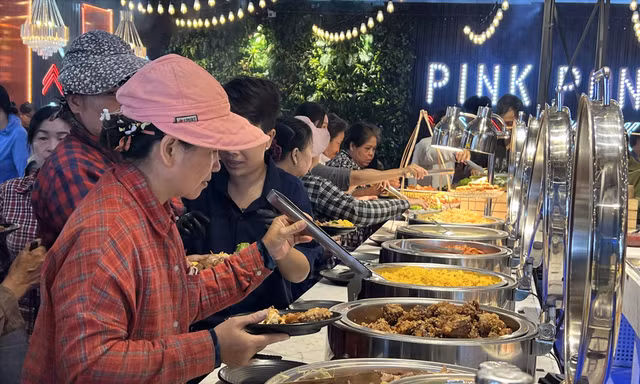 Khi trái tim yêu thương dẫn lối - kỳ 1: Bữa ăn 'no bụng ấm lòng'
