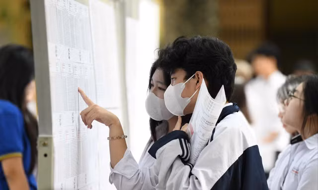Tuyển sinh Đại học 2025: Sức hút kì thi riêng 