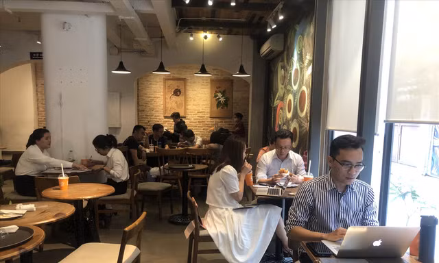 Người trẻ xê dịch (kỳ 2): Những 'văn phòng di động'