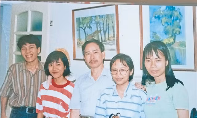 HOA HỌC TRÒ hành trình đến với bạn đọc của tuổi mới lớn 