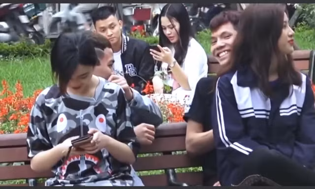 Từ chơi khăm nhẹ đến… đùa 'bẩn' 