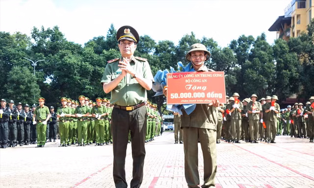 An ninh cơ sở giúp thức tỉnh người lầm đường lạc lối 
