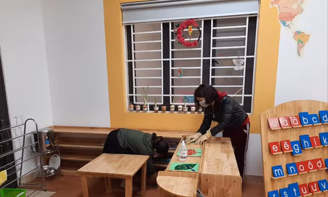 Mầm non tư thục mòn mỏi chờ mở cửa 