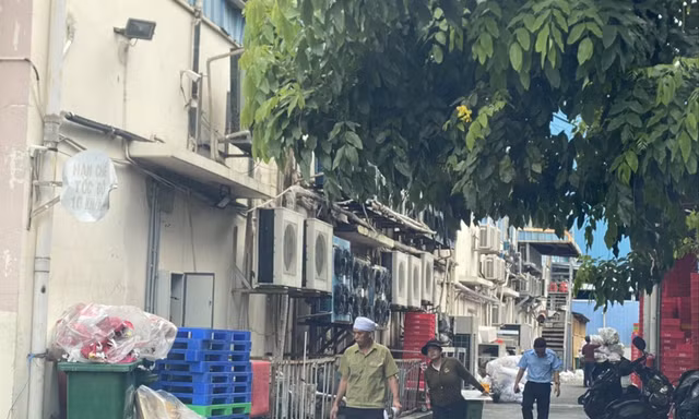 Ám ảnh bữa tiệc Tết Trung thu: Bé gái 6 tuổi tử vong, hàng chục người ngộ độc