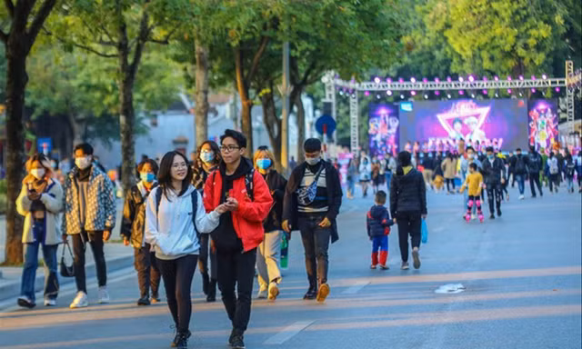'Bội thực' phố đi bộ ở Hà Nội? 