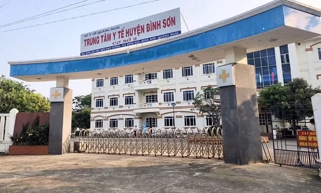 Hiện tại các F1 của BN 3067, BN 3131 đang được cách ly, theo dõi tại Cơ sở 2 Trung tâm Y tế huyện Bình Sơn. Ảnh: Nguyễn Ngọc