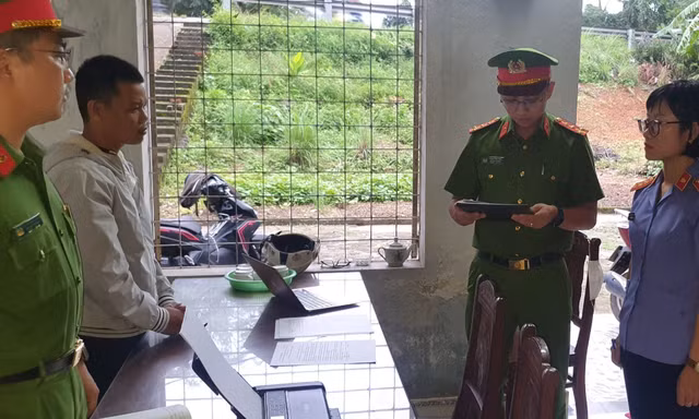 Tham ô tiền tỷ để đầu tư bất động sản ảo