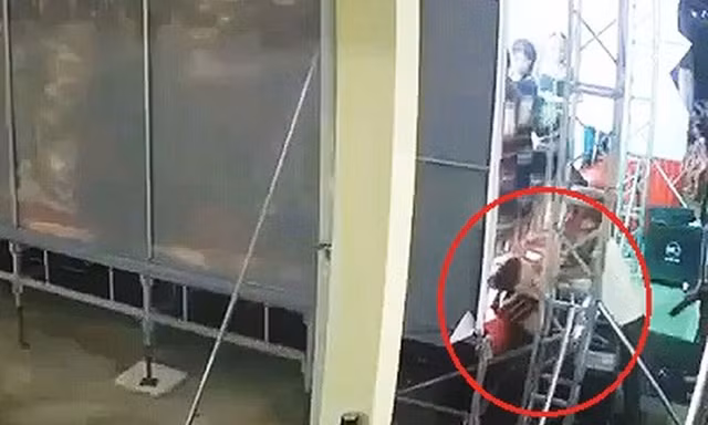 Nam sinh bị điện giật tử vong khi diễn văn nghệ ở trường