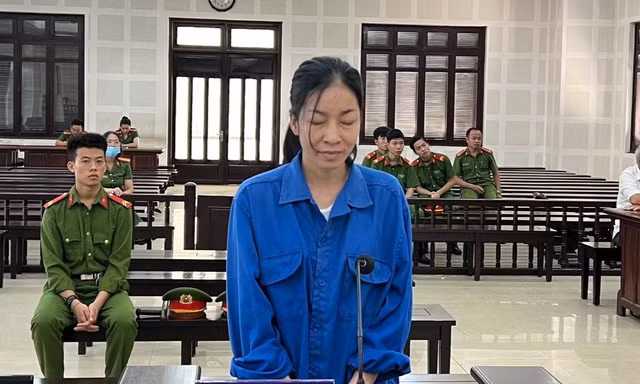 Nữ giảng viên đại học đổ xăng đốt chồng vì mâu thuẫn phân chia tài sản