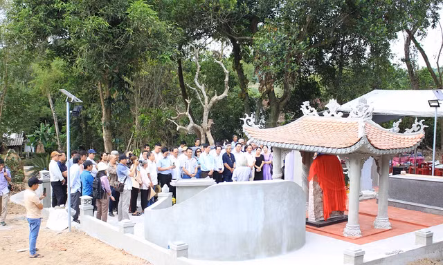 Khánh thành Minh bia thầy giáo Hán Nôm Nguyễn Đình Thảng