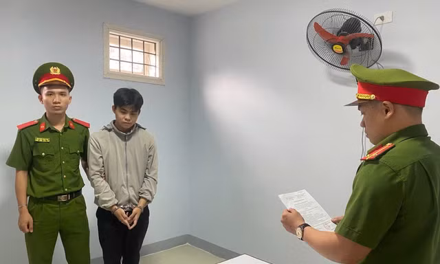 Nhân viên ngân hàng lừa đảo người quen 4 tỷ đồng