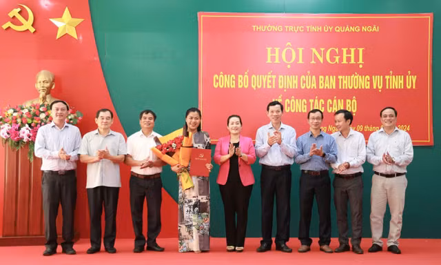 Công tác cán bộ của Ban Thường vụ Tỉnh ủy Quảng Ngãi