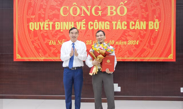 Ông Nguyễn Hữu Lợi làm Giám đốc Sở Nội vụ kiêm Chủ tịch UBND huyện Hoàng Sa
