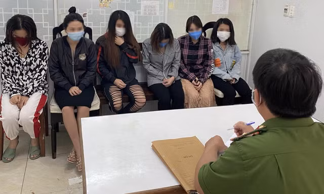 Đà Nẵng đề xuất hỗ trợ người bán dâm hoàn lương được học nghề
